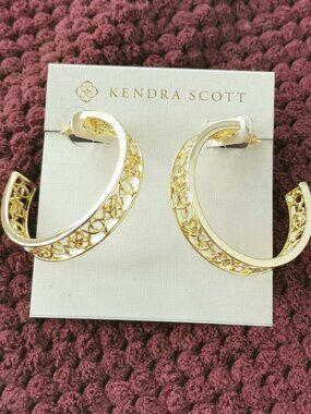 Kendra Scott Gold Kelly Hoop Earrings NEW